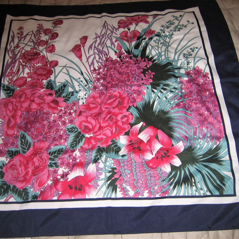 Super Beautiful Women's Scarf